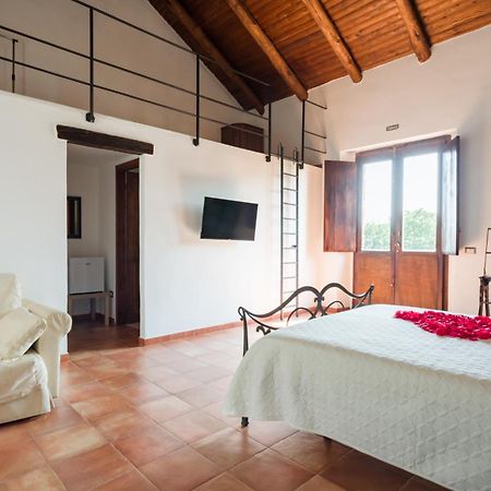 Masseria A Quaranta - Rooms & Events San Marco Evangelista 外观 照片