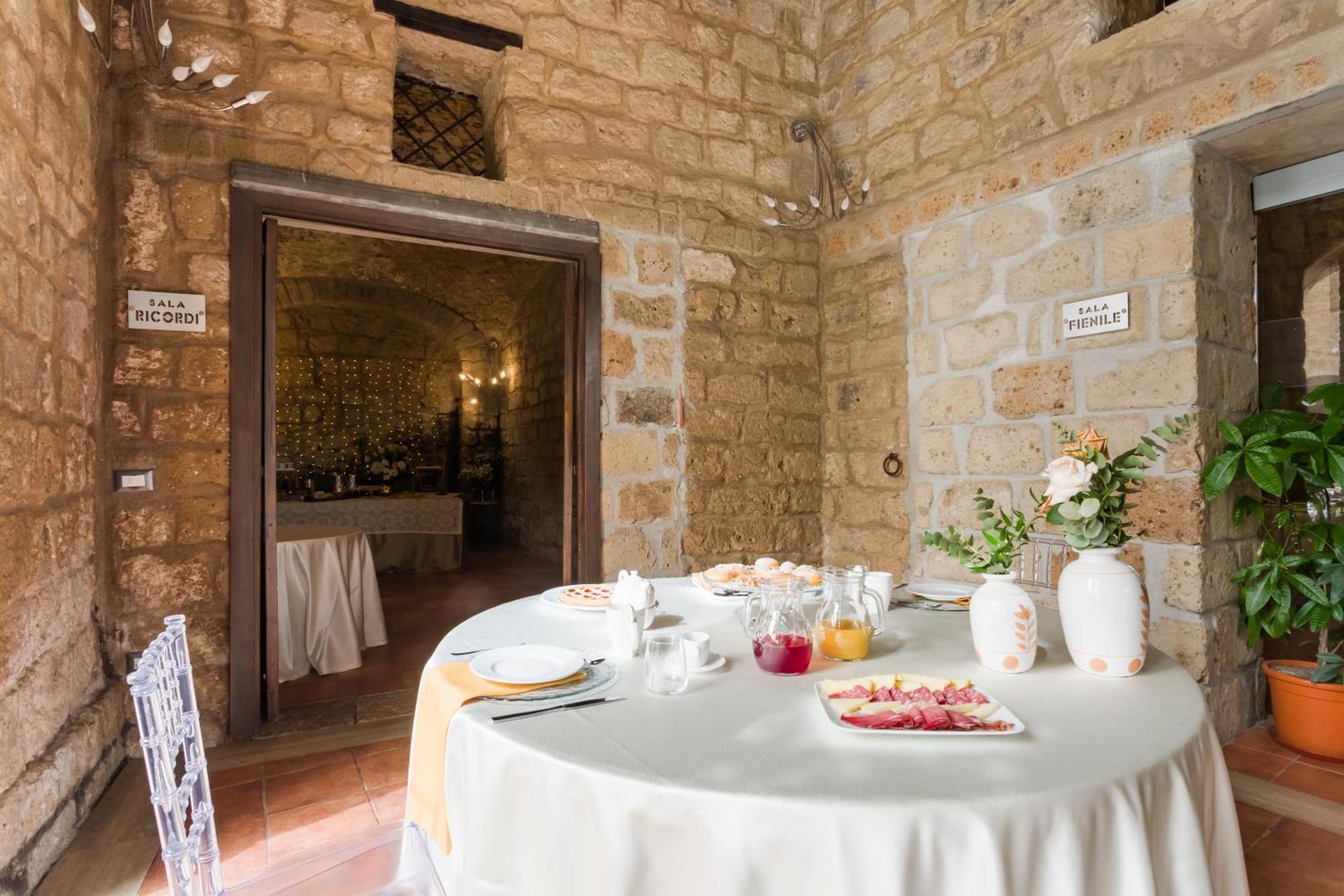 Masseria A Quaranta - Rooms & Events San Marco Evangelista 外观 照片