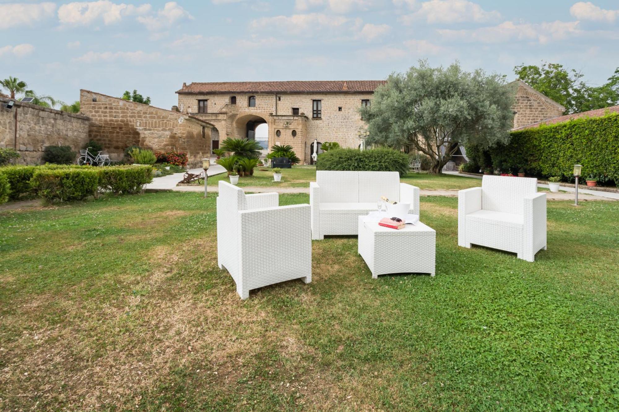 Masseria A Quaranta - Rooms & Events San Marco Evangelista 外观 照片