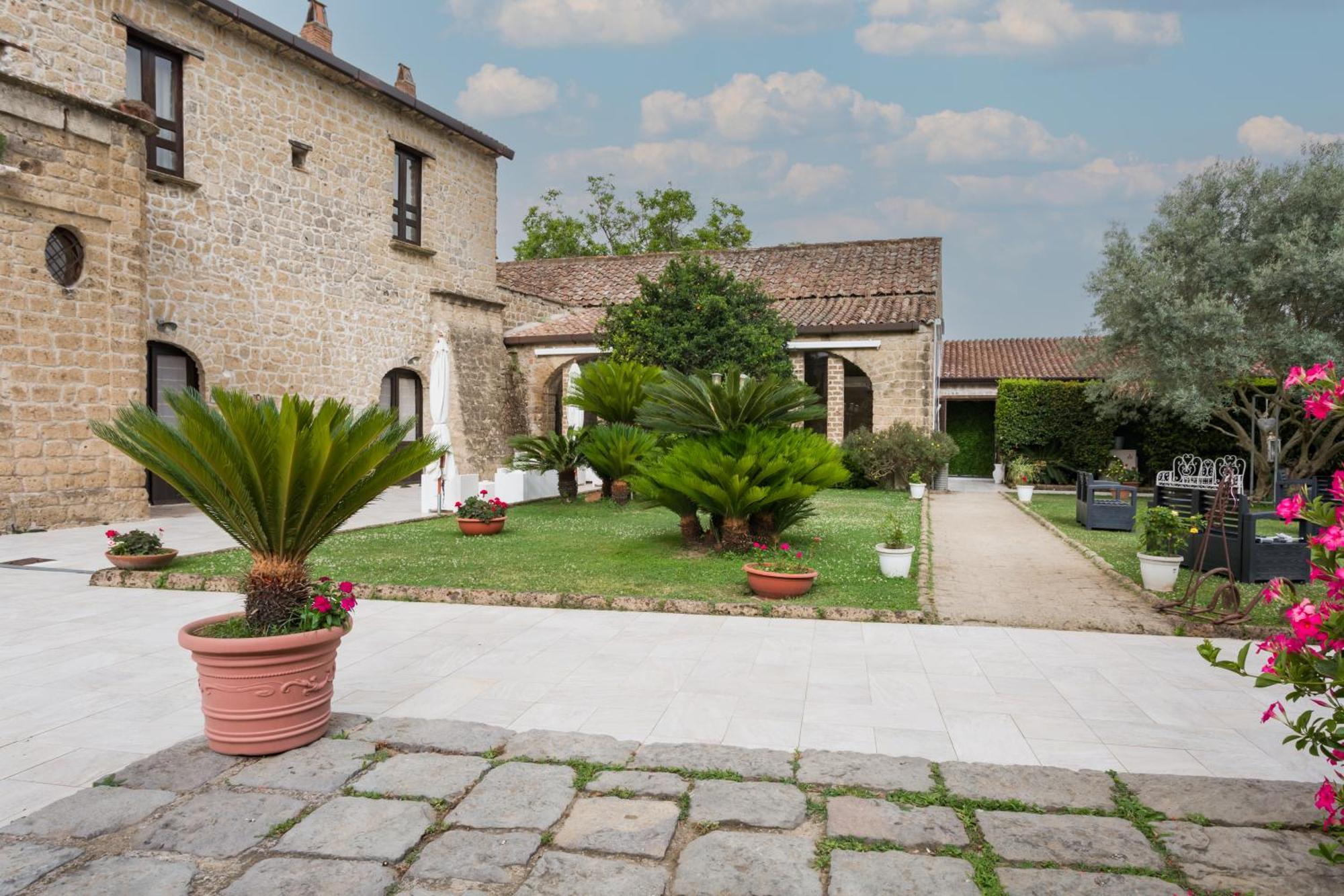 Masseria A Quaranta - Rooms & Events San Marco Evangelista 外观 照片