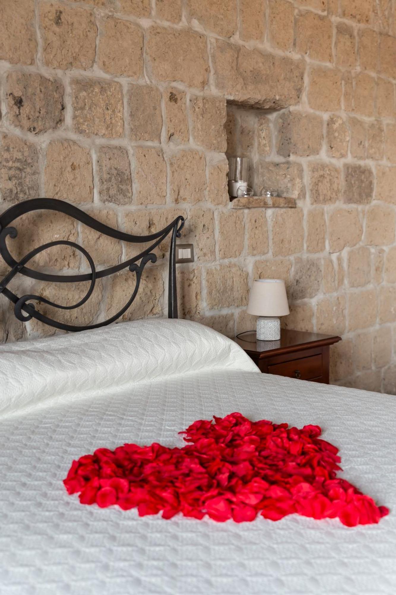 Masseria A Quaranta - Rooms & Events San Marco Evangelista 外观 照片